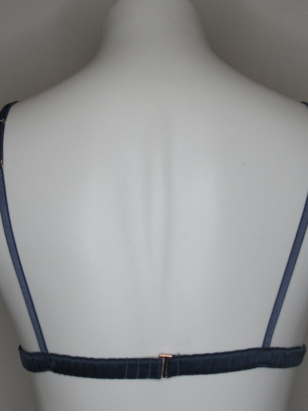 Victoria's Secret Blue Satin Triangle Bralette Women's M Medium - Picture 4 of 9
